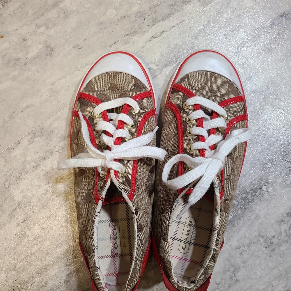 Like new Coach (Barrett) sneakers - size 7